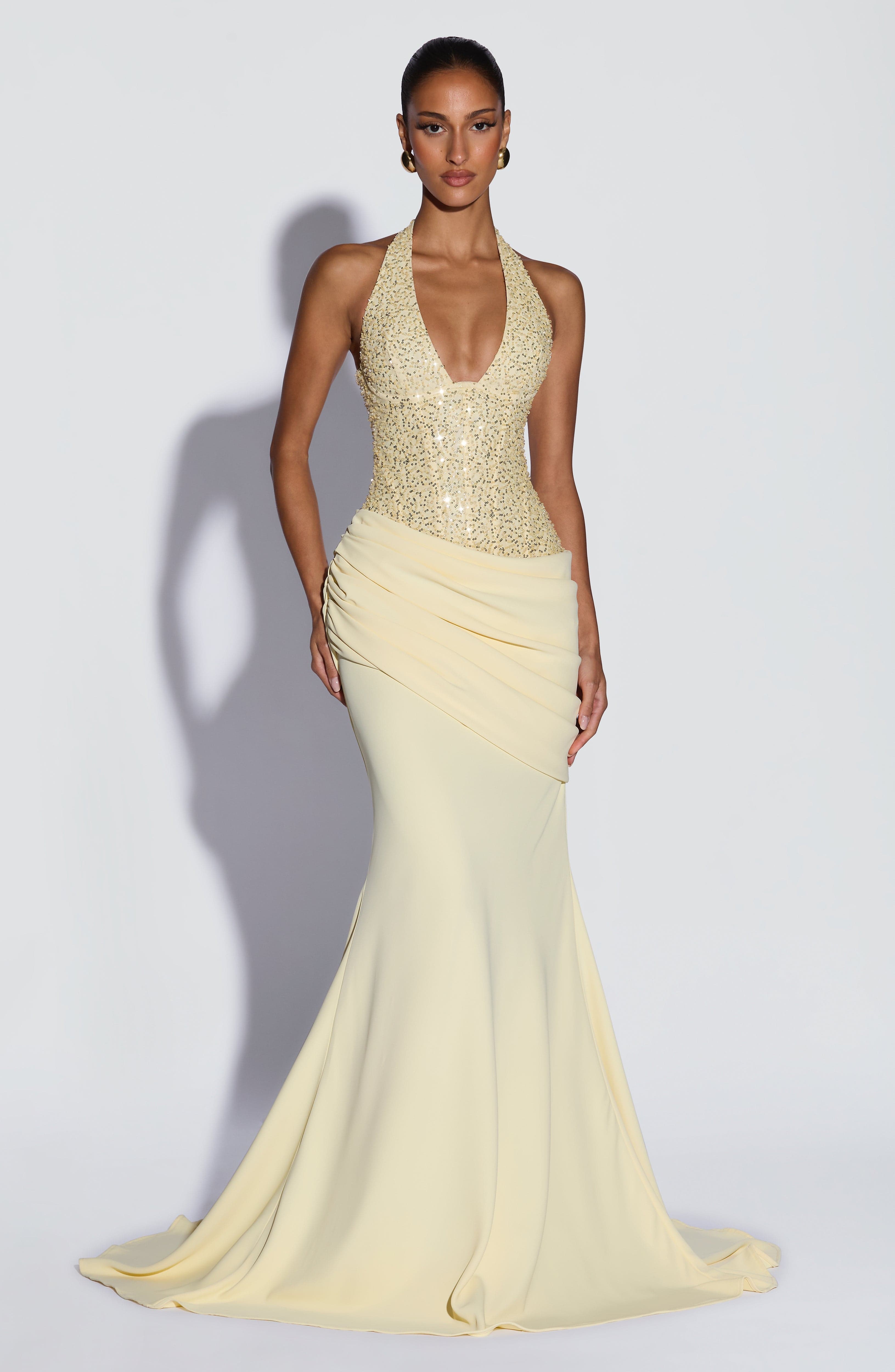 فستان سهرة فاخر بتصميم حورية ا - مراجعة Maxi Dress Halter وسعره