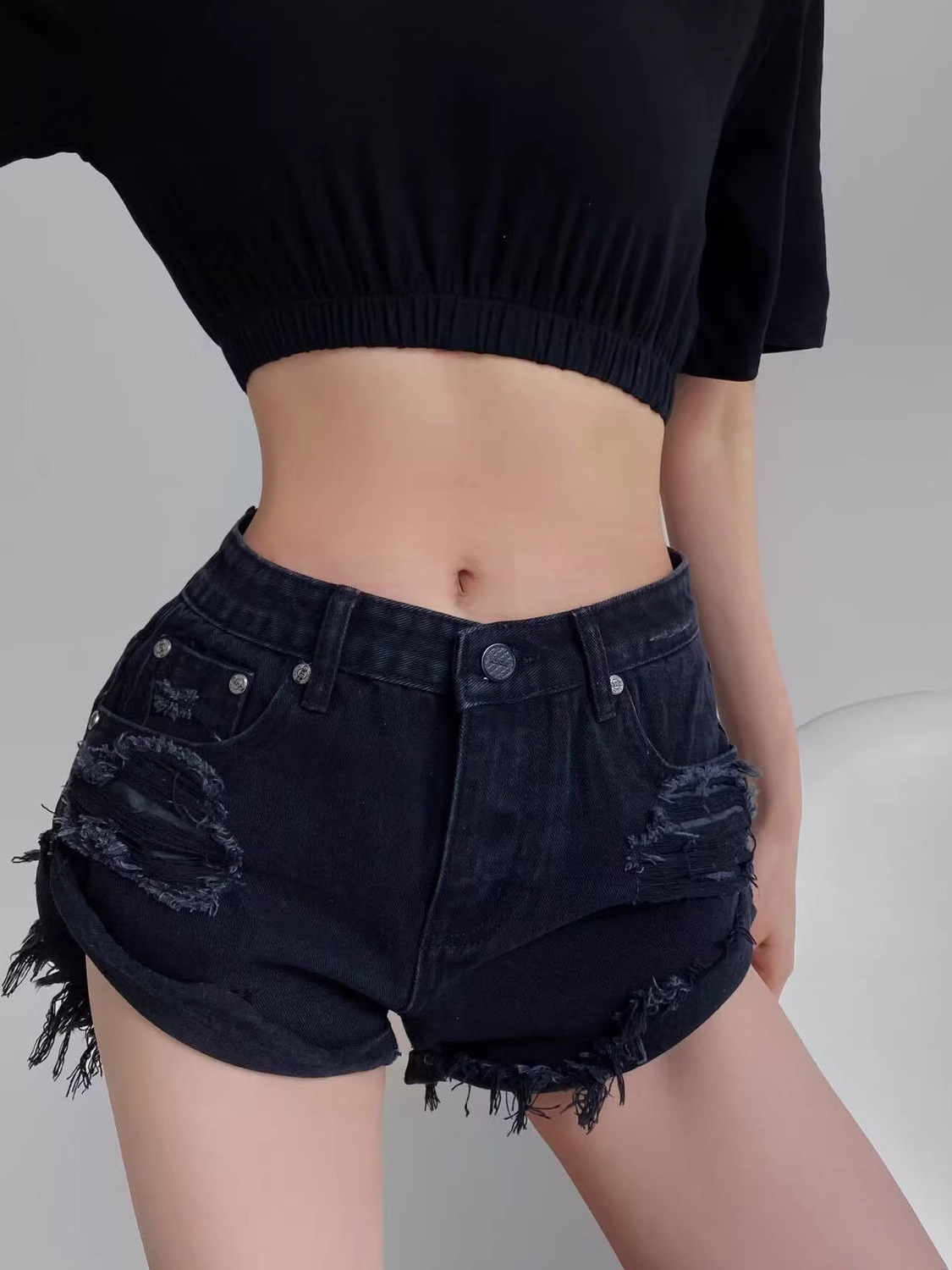 شورت جينز نسائي منخفض الخصر بت - مراجعة Shorts Denim Frayed وسعره