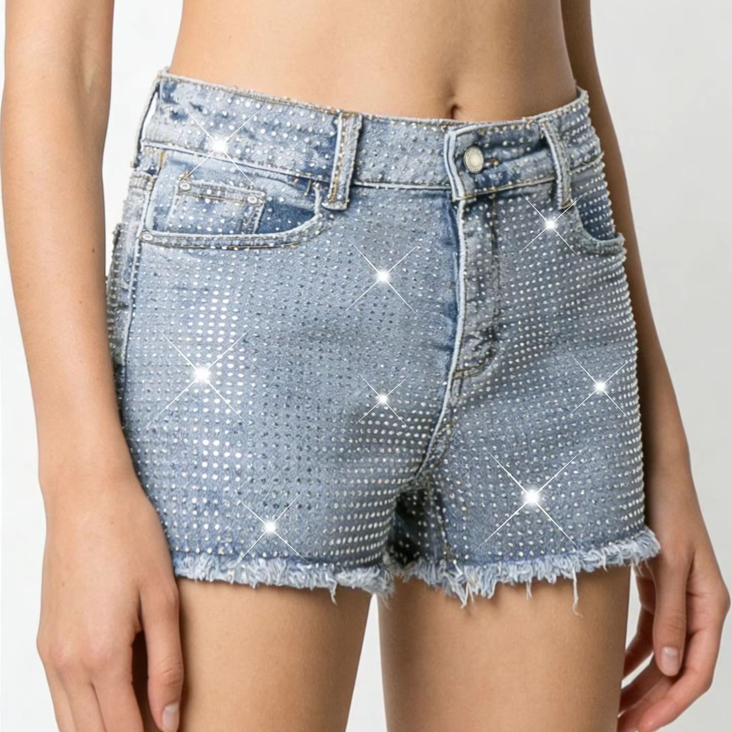 شورت جينز أزرق مرصع بالكامل با - مراجعة Shorts Denim Frayed وسعره